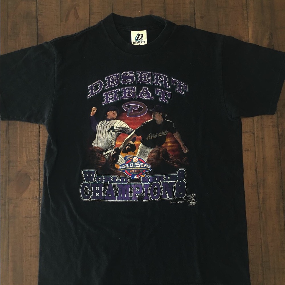 Vintage 2001 World Series MLB Diamondbacks Shirt